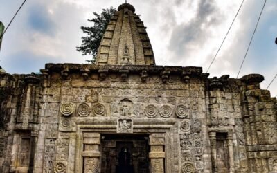 Ardhnarishwar Temple – The Divine Union of Shiva and Shakti