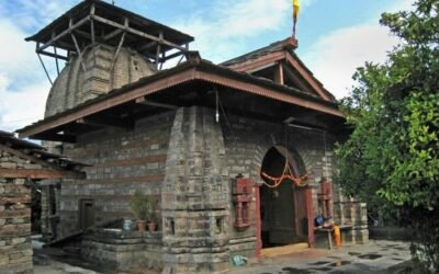 Krishna Temple (Murlidhar) – The Flute-Bearer of the Forgotten Hill