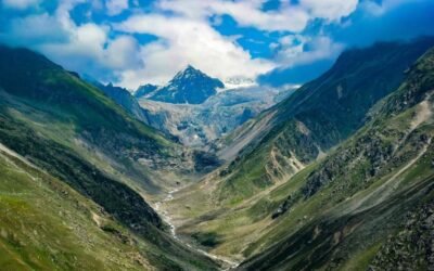 Hampta Pass Trek – From Meadows to Moonscapes