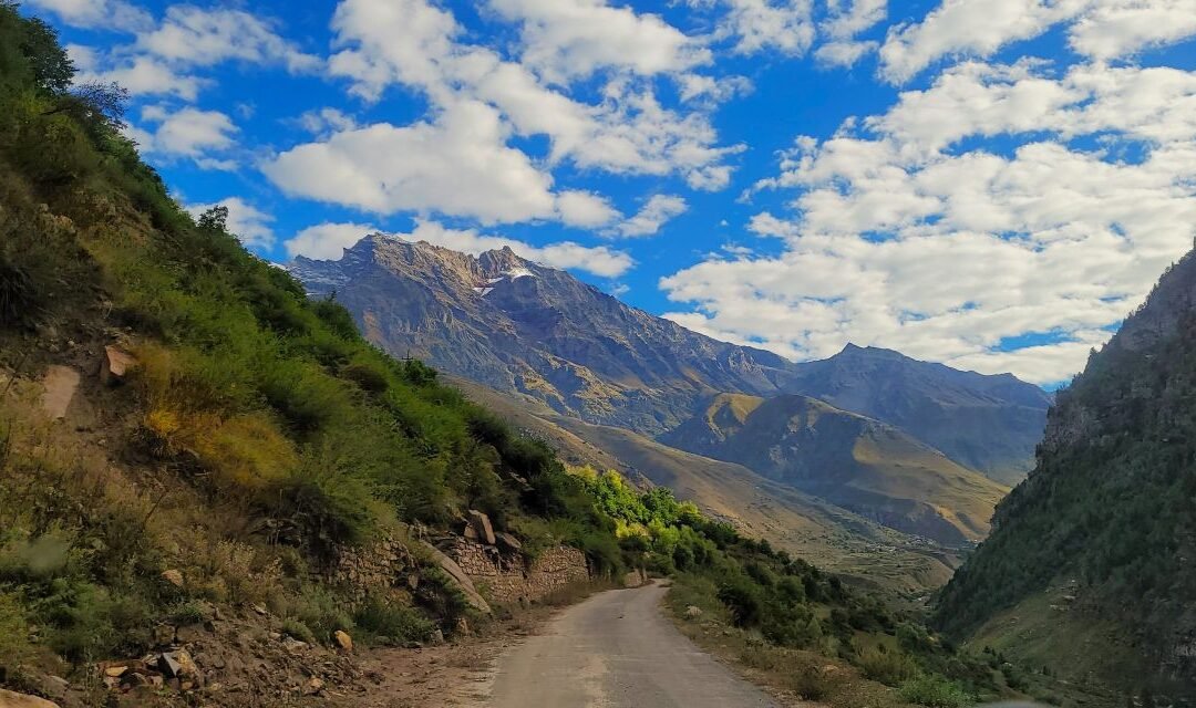 Chamba–Sach Pass Loop Forests, Meadows & Cliff Roads