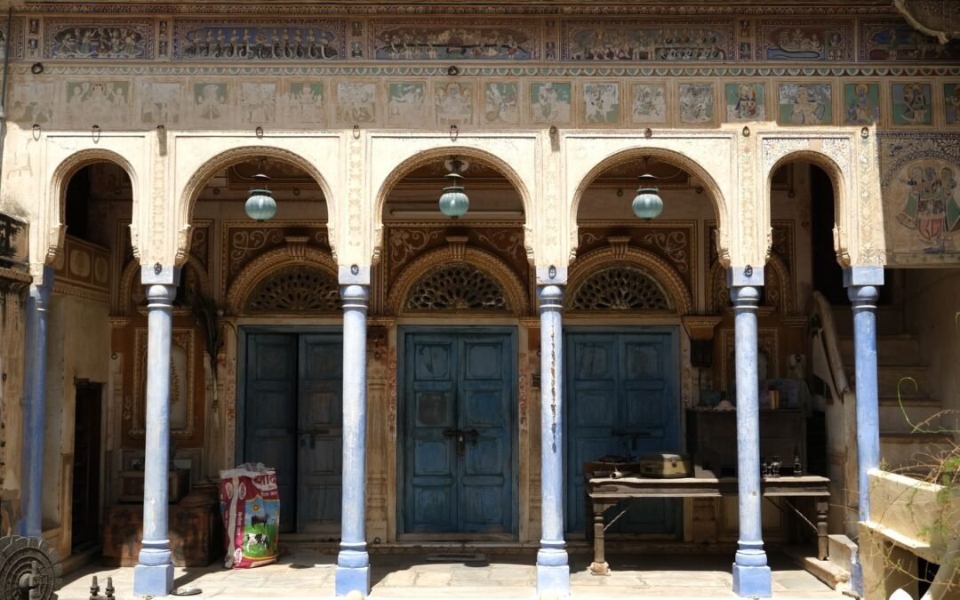 Explore the intricate details of the historic Gulab Rai Ladia Haveli facade in Mandawa, Rajasthan.